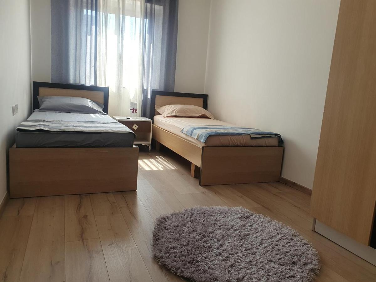 Apartment In The Heart Of Tirana , Bllok Bagian luar foto